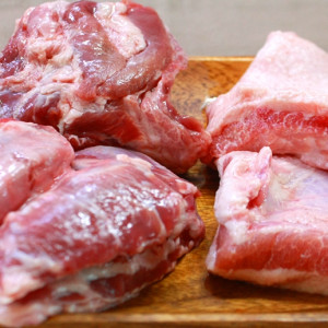 [km] 국내산 돼지고기 특수부위 모듬 1kg